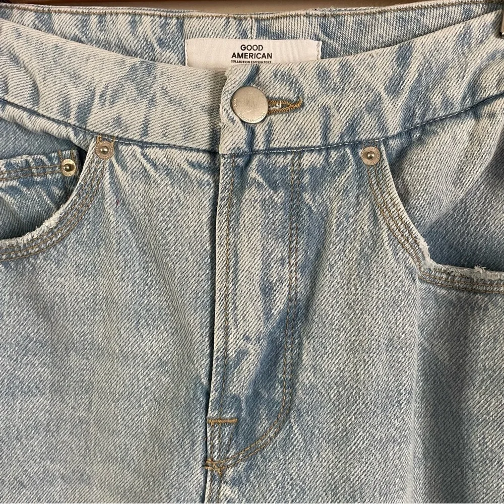 Zara x Good American 90’s Relaxed Jeans Light Wash Size 2 - Picture 5 of 12